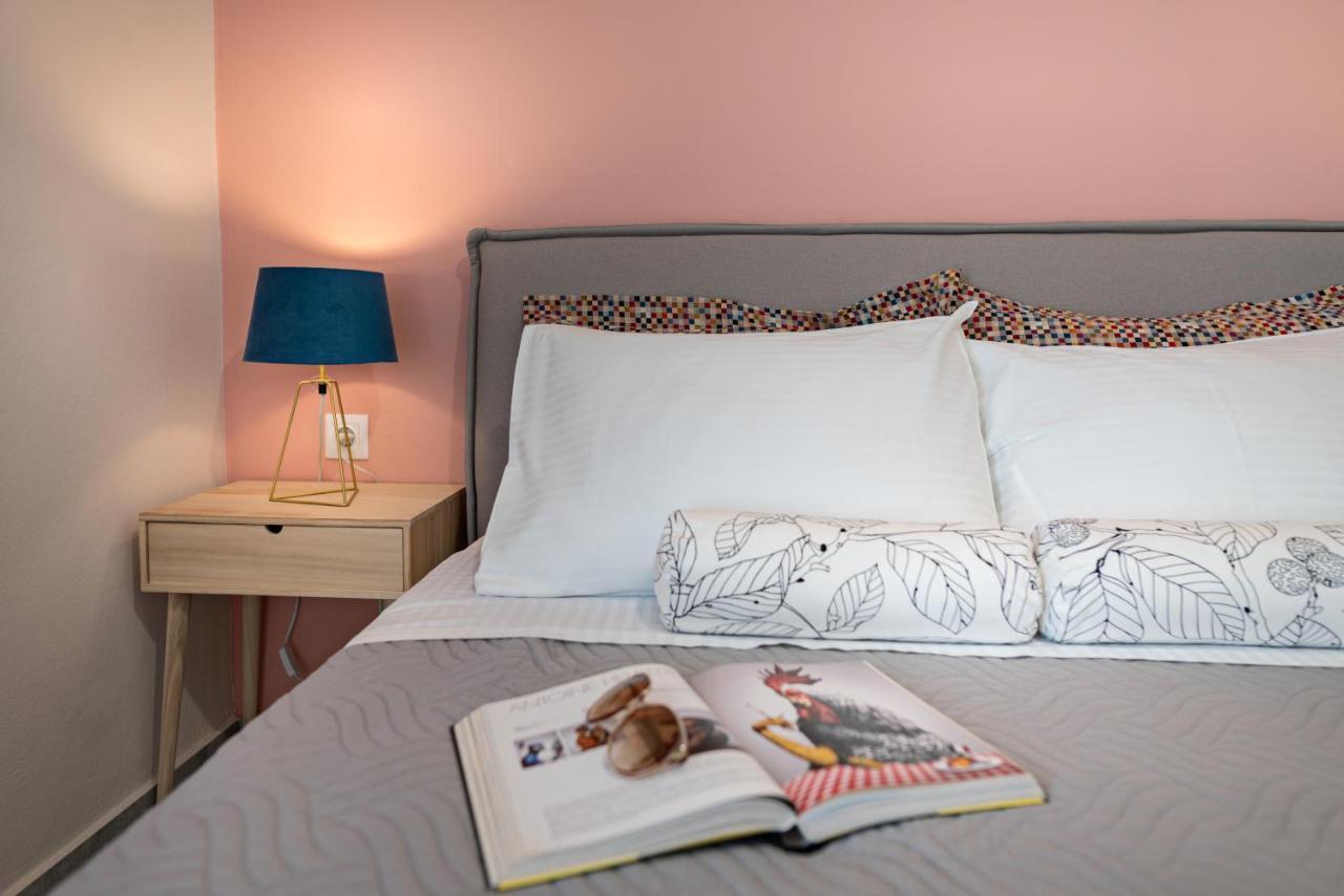 Tres Jolie - Stylish Cityheart Apartment Réthimno Kültér fotó